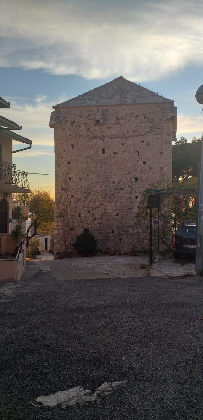 Apartments Knezic Igrane Dış mekan fotoğraf
