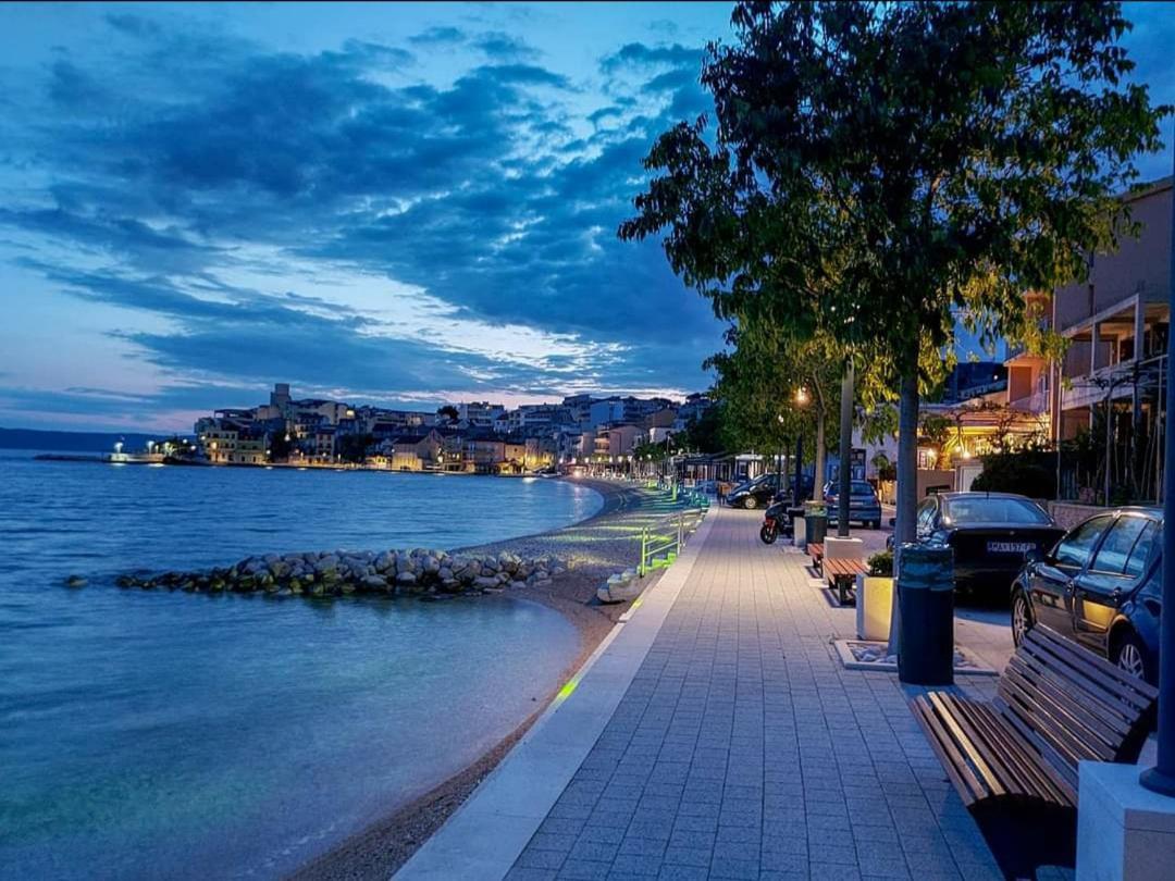 Apartments Knezic Igrane Dış mekan fotoğraf