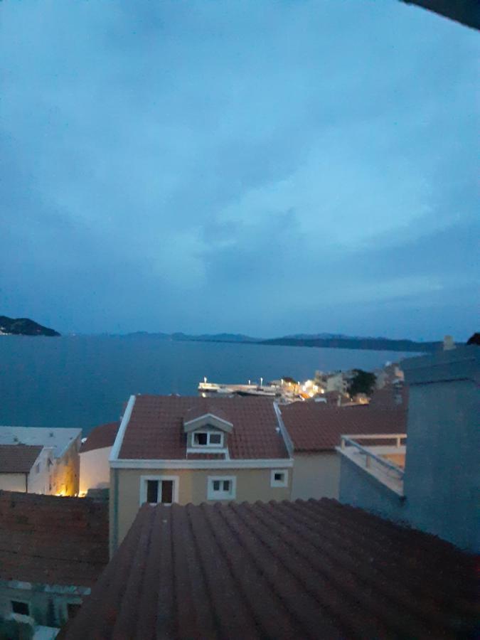 Apartments Knezic Igrane Dış mekan fotoğraf